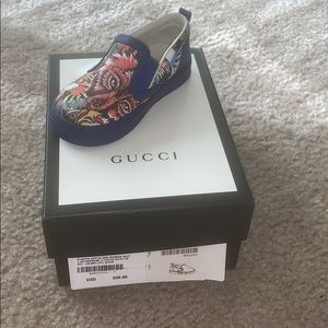 Gucci shoes